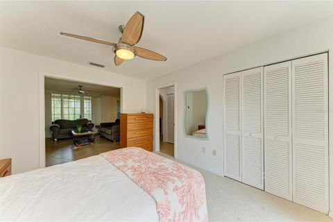 Condo in Bradenton, Florida, 2 bedrooms  № 1681730 - photo 22
