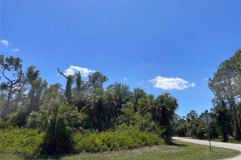 Terreno en venta en Port Charlotte, Florida № 2163926 - foto 4