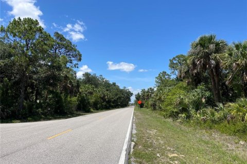 Terreno en venta en Port Charlotte, Florida № 2163926 - foto 6