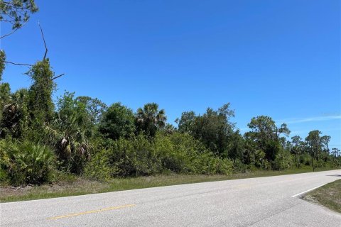 Terreno en venta en Port Charlotte, Florida № 2163926 - foto 3