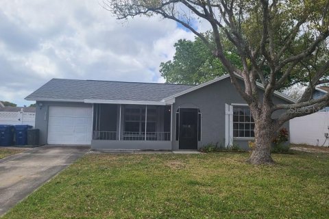 Casa en alquiler en New Port Richey, Florida, 3 dormitorios, 120.12 m2 № 1822805 - foto 1