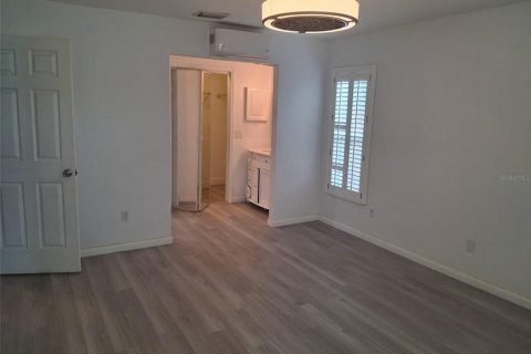Casa en venta en Orlando, Florida, 4 dormitorios, 158.86 m2 № 1900693 - foto 16