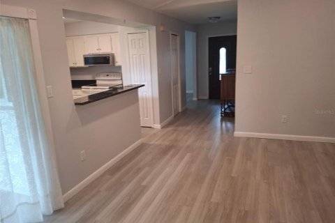 Casa en venta en Orlando, Florida, 4 dormitorios, 158.86 m2 № 1900693 - foto 11