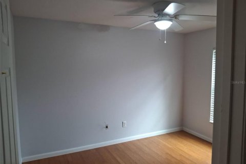 Casa en venta en Orlando, Florida, 4 dormitorios, 158.86 m2 № 1900693 - foto 5