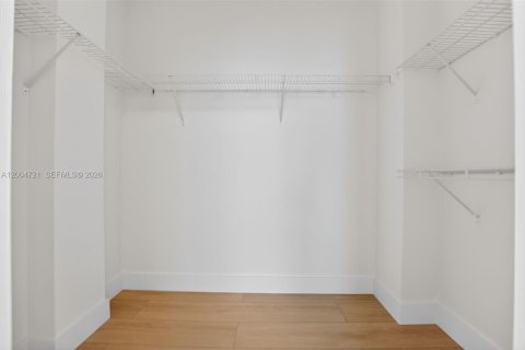 Condo in Fort Lauderdale, Florida, 2 bedrooms  № 2069606 - photo 29