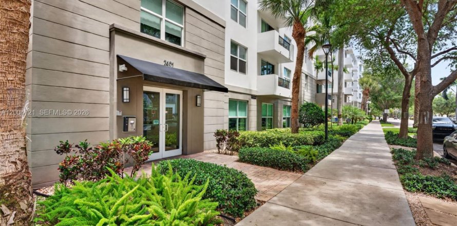 Condo in Fort Lauderdale, Florida, 2 bedrooms  № 2069606