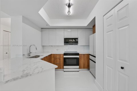 Condo in Fort Lauderdale, Florida, 2 bedrooms  № 2069606 - photo 6