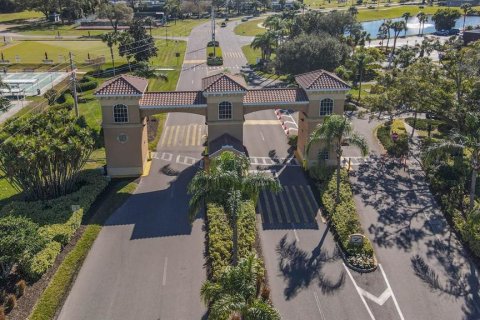 Condo in Sun City Center, Florida, 2 bedrooms № 2226900 - photo 24