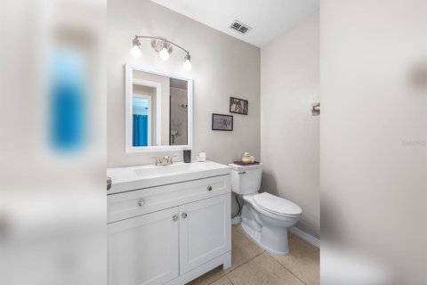 Condo in Sun City Center, Florida, 2 bedrooms № 2226900 - photo 13