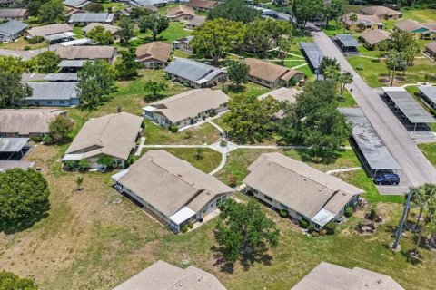 Condo in Sun City Center, Florida, 2 bedrooms № 2226900 - photo 23