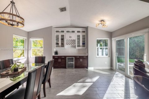 Villa ou maison à vendre à Vero Beach, Floride: 3 chambres, 176.89 m2 № 2173626 - photo 10