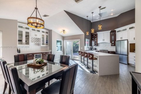Villa ou maison à vendre à Vero Beach, Floride: 3 chambres, 176.89 m2 № 2173626 - photo 2