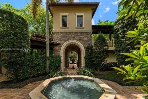 Casa en alquiler en Pinecrest, Florida, 6 dormitorios, 615.38 m2 № 2078122 - foto 2