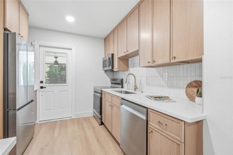 Villa ou maison à vendre à Saint Petersburg, Floride: 2 chambres, 69.12 m2 № 2148153 - photo 7
