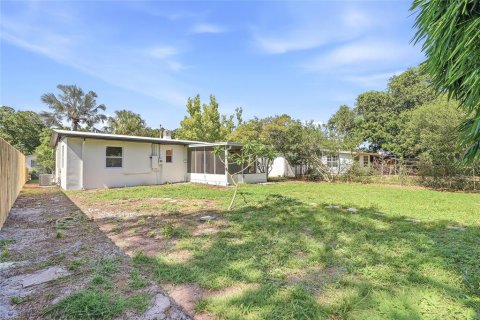 Villa ou maison à vendre à Saint Petersburg, Floride: 2 chambres, 69.12 m2 № 2148153 - photo 22