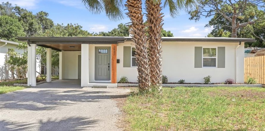 Villa ou maison à Saint Petersburg, Floride 2 chambres, 69.12 m2 № 2148153