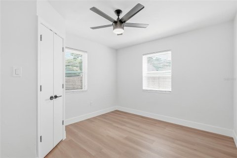 Villa ou maison à vendre à Saint Petersburg, Floride: 2 chambres, 69.12 m2 № 2148153 - photo 15