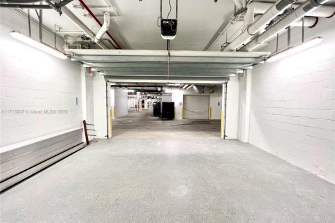 Copropriété à vendre à Sunny Isles Beach, Floride № 1938022 - photo 7