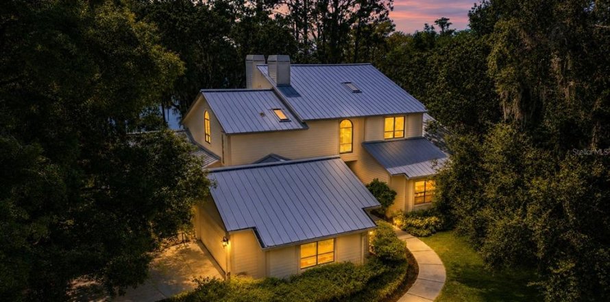 Casa en Odessa, Florida 3 dormitorios, 413.88 m2 № 2140089