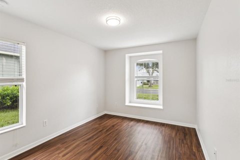 House in Land O' Lakes, Florida 3 bedrooms, 162.49 sq.m. № 1774032 - photo 6