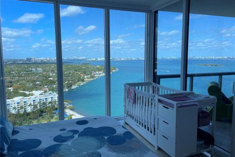 Copropriété à louer à Miami, Floride: 2 chambres, 107.58 m2 № 2024771 - photo 12