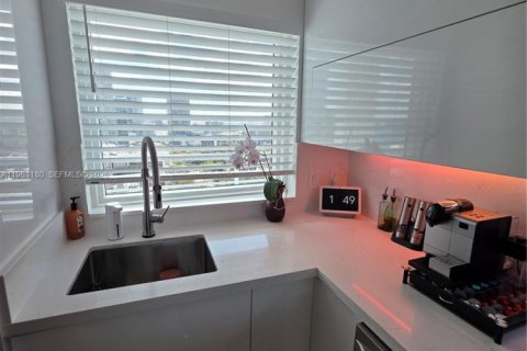 Copropriété à louer à Miami, Floride: 2 chambres, 107.58 m2 № 2024771 - photo 27