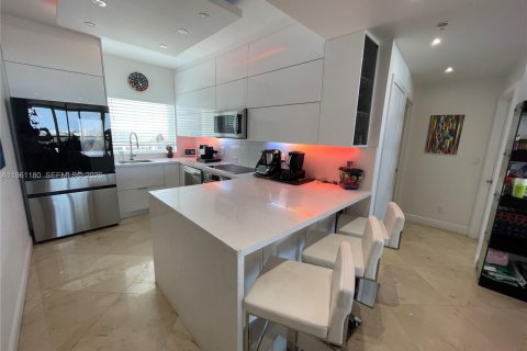 Copropriété à louer à Miami, Floride: 2 chambres, 107.58 m2 № 2024771 - photo 23