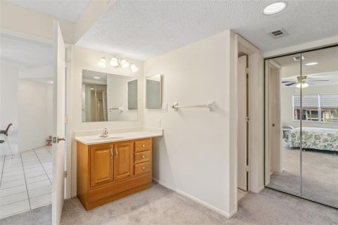 Condo in Port Charlotte, Florida, 3 bedrooms  № 1870337 - photo 22