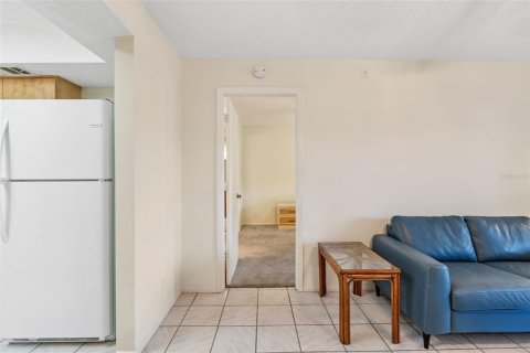 Condo in Port Charlotte, Florida, 3 bedrooms  № 1870337 - photo 19