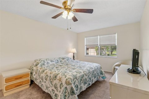 Condo in Port Charlotte, Florida, 3 bedrooms  № 1870337 - photo 20