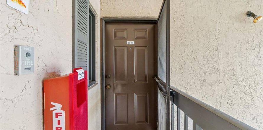 Condo in Port Charlotte, Florida, 3 bedrooms № 1870337