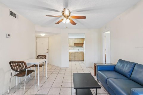Condo in Port Charlotte, Florida, 3 bedrooms  № 1870337 - photo 8