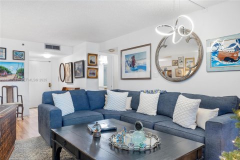 Купить кондоминиум в Майами, Флорида 2 спальни, 136.94м2, № 2005903 - фото 5