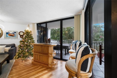 Купить кондоминиум в Майами, Флорида 2 спальни, 136.94м2, № 2005903 - фото 7