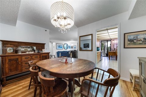 Купить кондоминиум в Майами, Флорида 2 спальни, 136.94м2, № 2005903 - фото 11