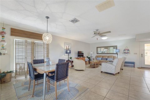 House in Osprey, Florida 2 bedrooms, 130.43 sq.m. № 1636784 - photo 20