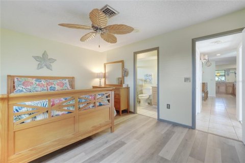 House in Osprey, Florida 2 bedrooms, 130.43 sq.m. № 1636784 - photo 28