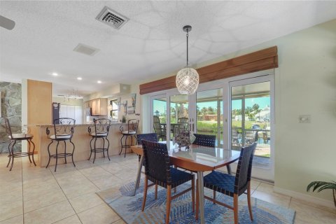 House in Osprey, Florida 2 bedrooms, 130.43 sq.m. № 1636784 - photo 14