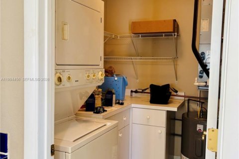 Copropriété à louer à St. Lucie, Floride: 2 chambres, 98.48 m2 № 2056336 - photo 7