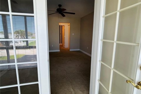 Copropriété à louer à St. Lucie, Floride: 2 chambres, 98.48 m2 № 2056336 - photo 14