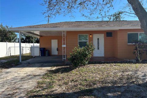House in Bradenton, Florida 3 bedrooms, 96.53 sq.m. № 1717031 - photo 1