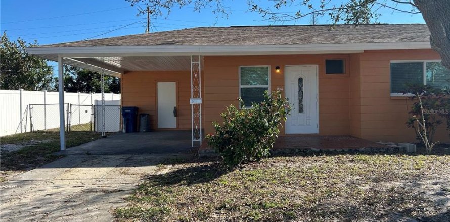 House in Bradenton, Florida 3 bedrooms, 96.53 sq.m. № 1717031