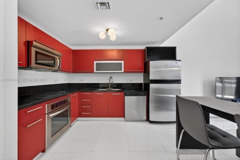 Copropriété à louer à Miami, Floride: 1 chambre, 90.86 m2 № 2076423 - photo 3