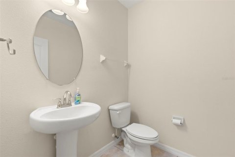 House in Brandon, Florida 4 bedrooms, 199.37 sq.m. № 2410562 - photo 16