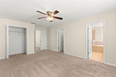 House in Brandon, Florida 4 bedrooms, 199.37 sq.m. № 2410562 - photo 22