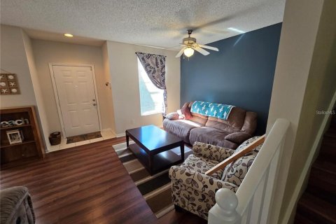 Touwnhouse à vendre à Wesley Chapel, Floride: 3 chambres, 130.16 m2 № 2150332 - photo 6