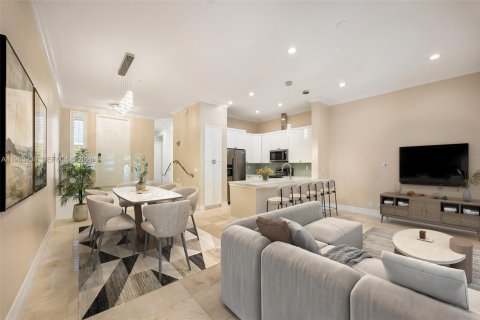 Condo in Pompano Beach, Florida, 3 bedrooms  № 2080999 - photo 6