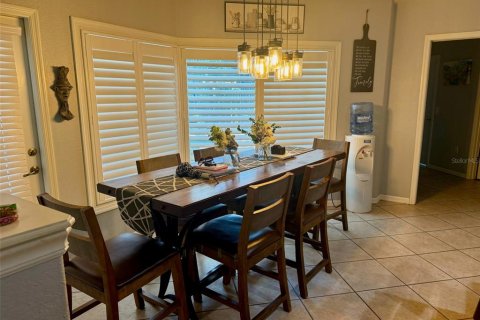 House in Ocala, Florida 3 bedrooms, 239.78 sq.m. № 1899557 - photo 9