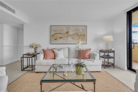 Copropriété à vendre à Coral Gables, Floride: 2 chambres, 132.2 m2 № 1965028 - photo 6