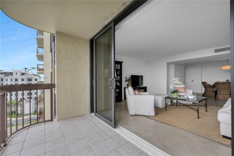 Copropriété à vendre à Coral Gables, Floride: 2 chambres, 132.2 m2 № 1965028 - photo 8